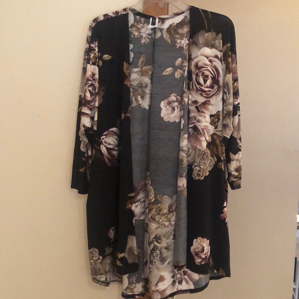 Glitzy Girlz Kimono 1X